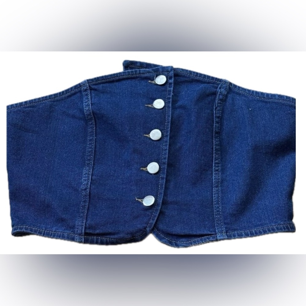 La Armario Denim Crop Top smocked back with front button closure Women's Size Lg